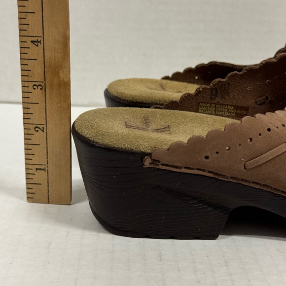 Women’s White Mountain clog style slip on sandals new size 9W - Picture 9 of 9